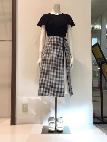 ANY SIS 布川 コーディネート画像