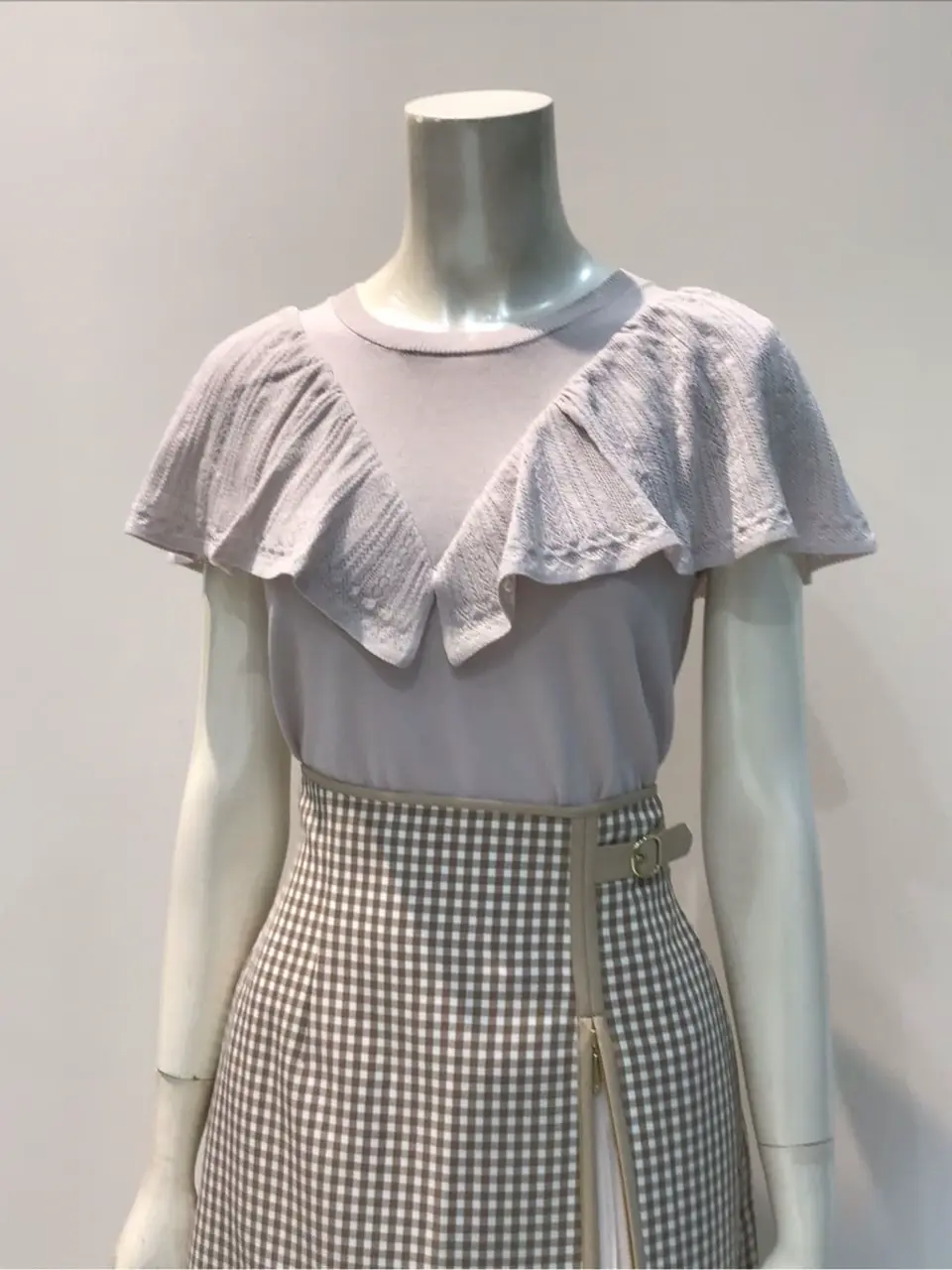 ANY SIS 布川 コーディネート画像