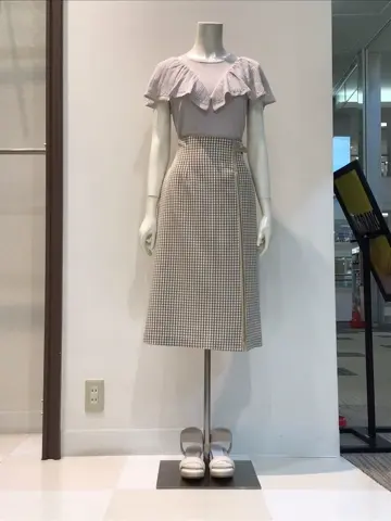 ANY SIS 布川 コーディネート画像