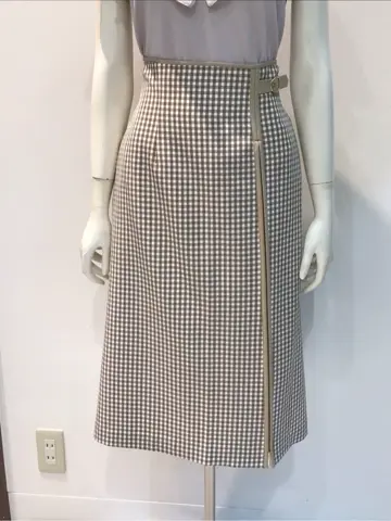 ANY SIS 布川 コーディネート画像