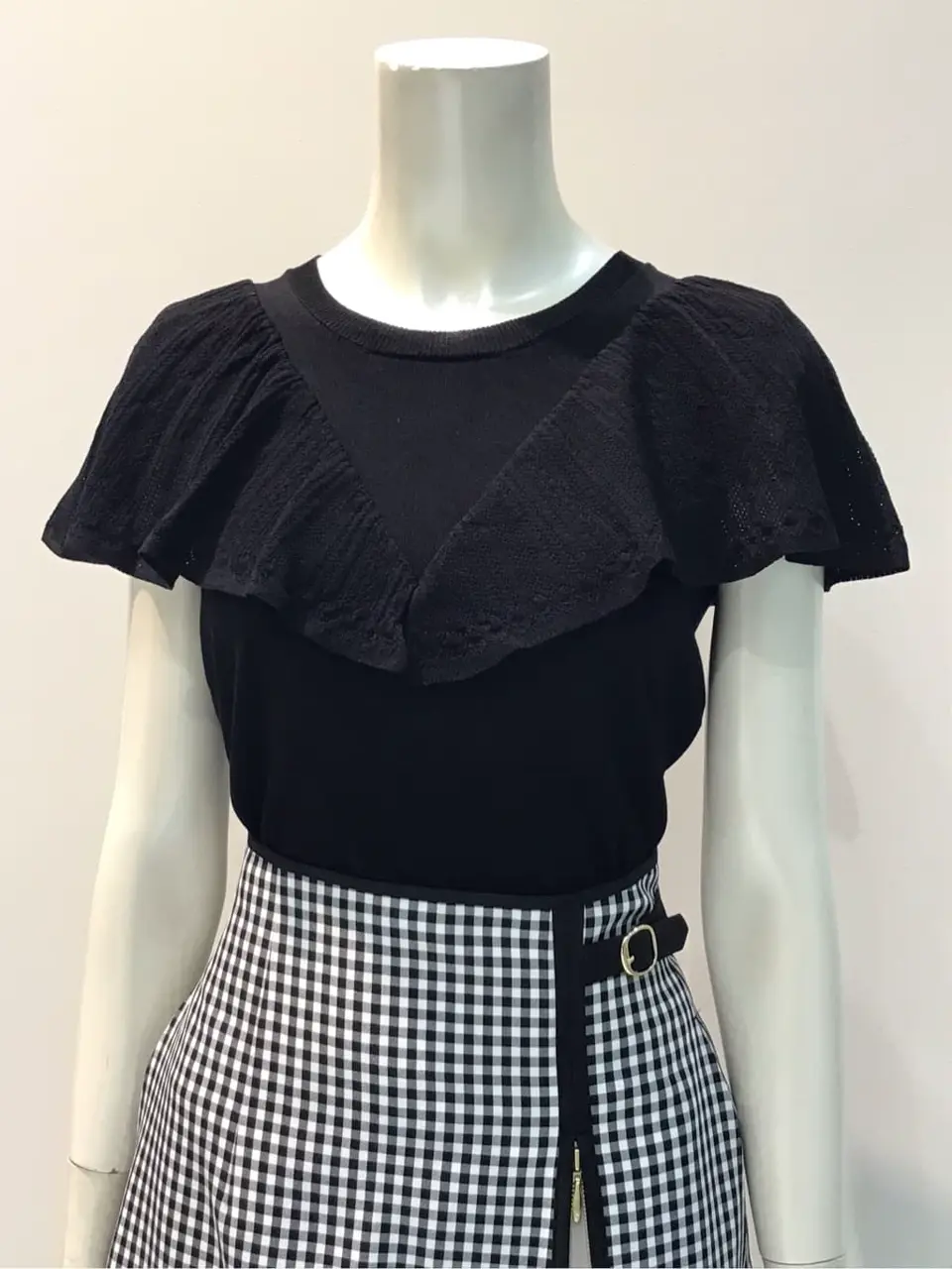 ANY SIS 布川 コーディネート画像