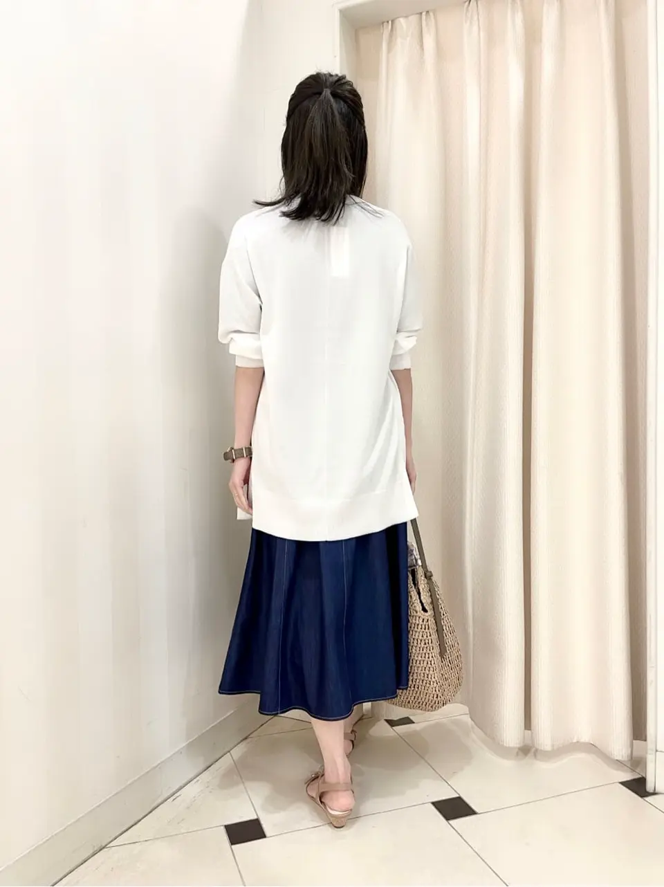 ANY SIS 金井 コーディネート画像