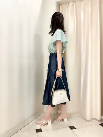 ANY SIS 金井 コーディネート画像