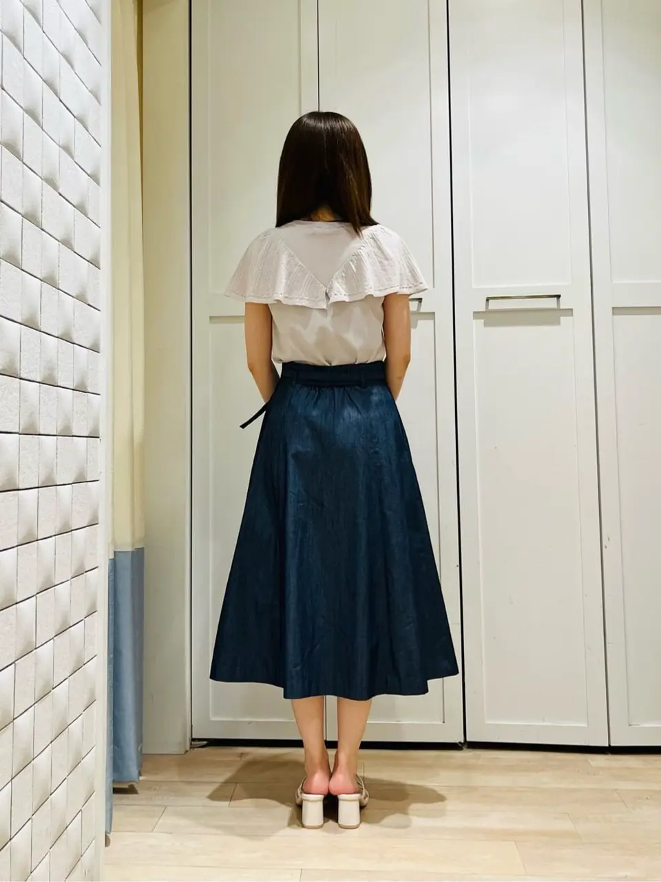 ANY SIS スタッフ コーディネート画像