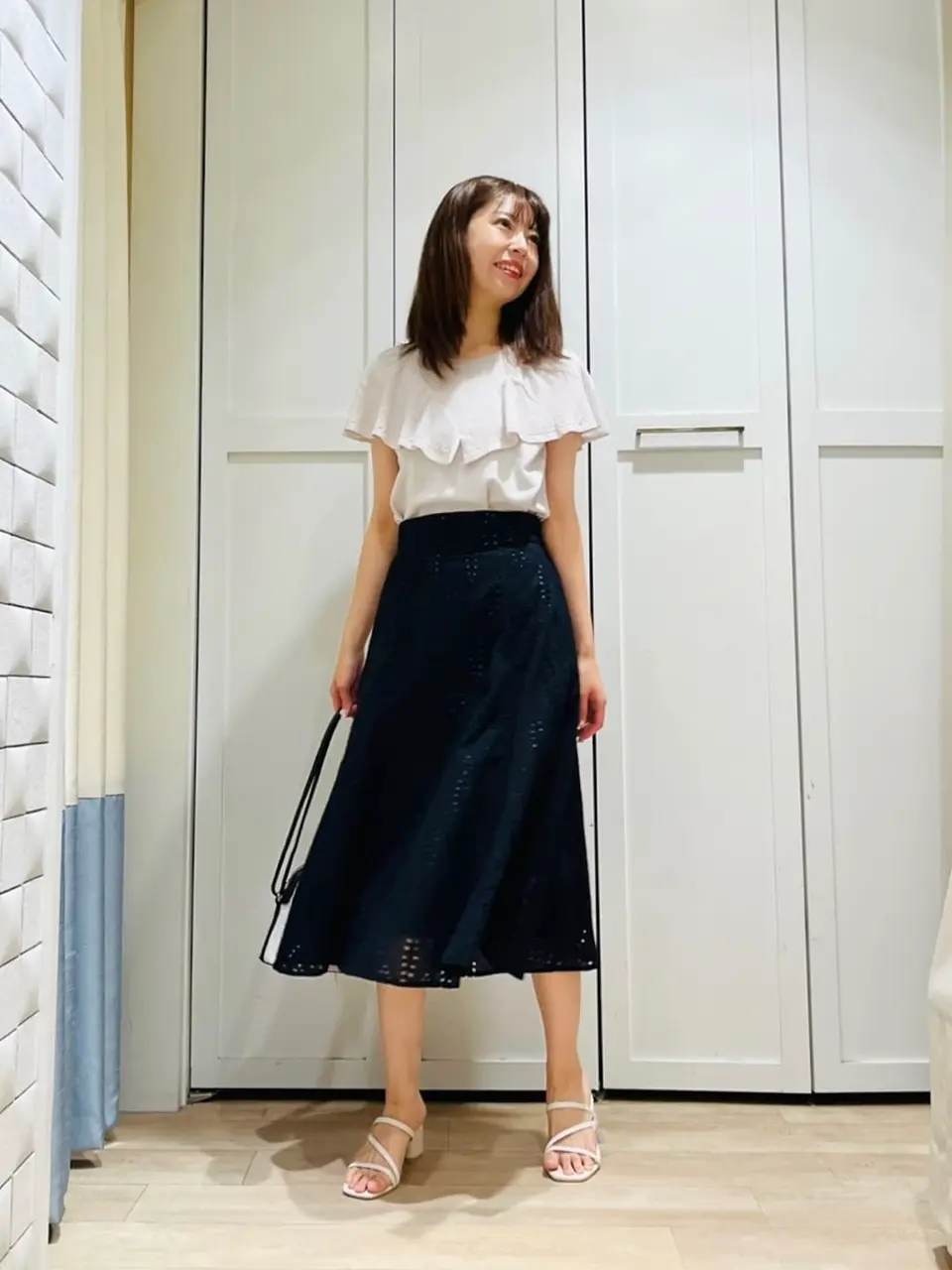 ANY SIS スタッフ コーディネート画像