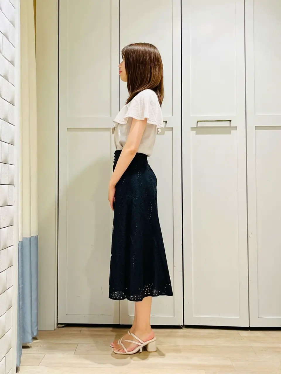 ANY SIS スタッフ コーディネート画像