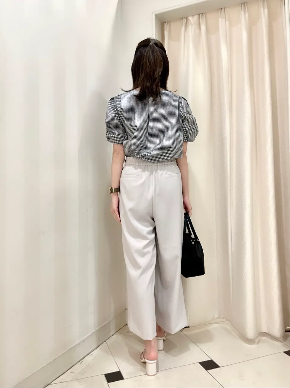 ANY SIS 金井 コーディネート画像