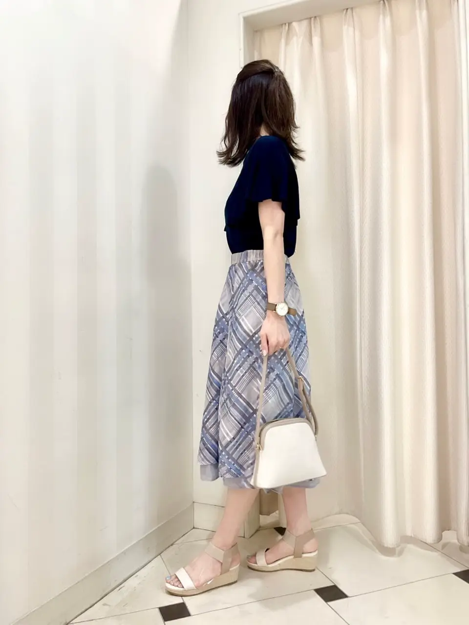 ANY SIS 金井 コーディネート画像