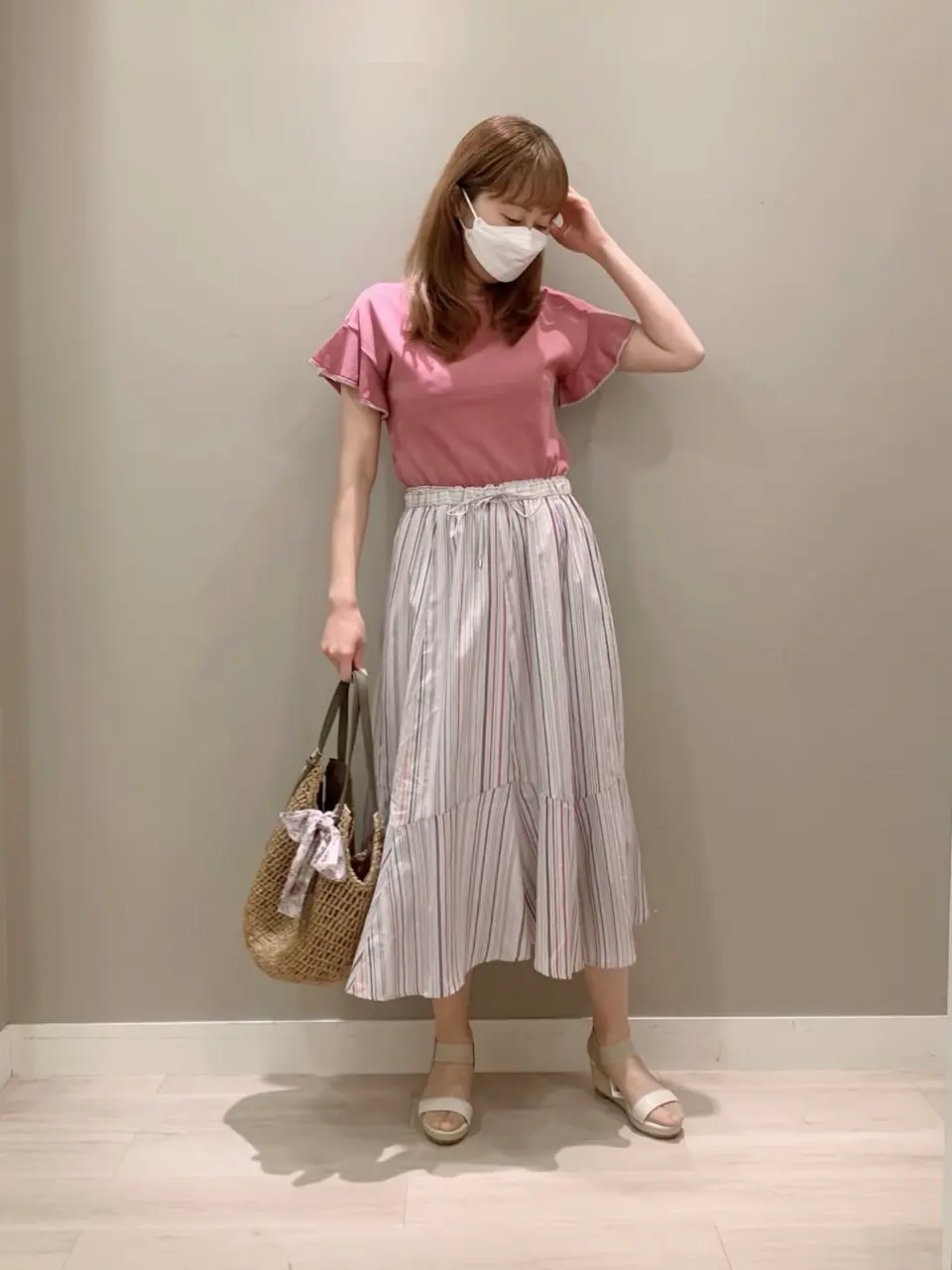 ANY SIS スタッフ コーディネート画像