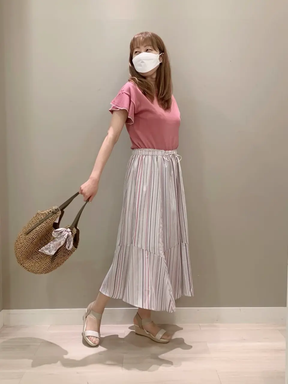 ANY SIS スタッフ コーディネート画像