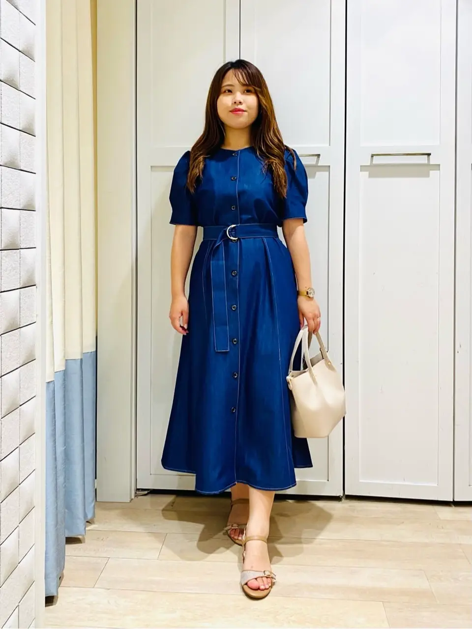 ANY SIS スタッフ コーディネート画像