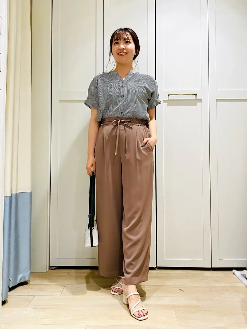 ANY SIS 藤田 コーディネート画像