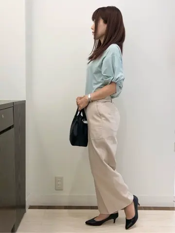 ANY SIS スタッフ コーディネート画像