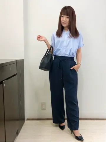 ANY SIS スタッフ コーディネート画像