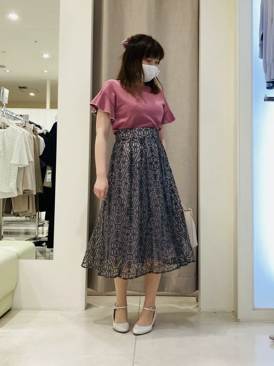 ANY SIS 川根　彩 コーディネート画像