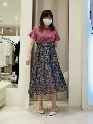 ANY SIS 川根　彩 コーディネート画像