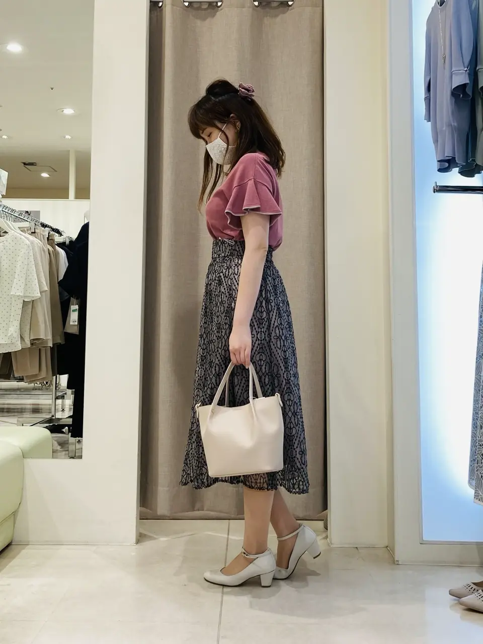 ANY SIS 川根　彩 コーディネート画像