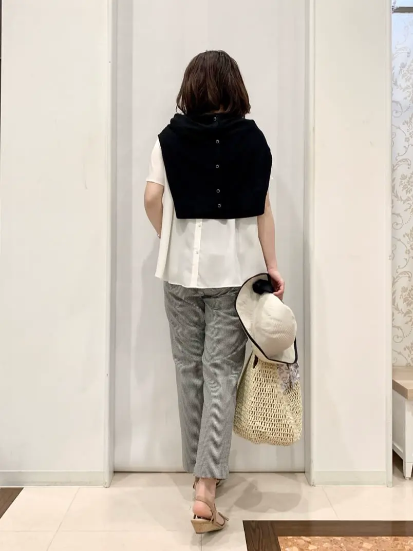 ANY SIS 横田 コーディネート画像