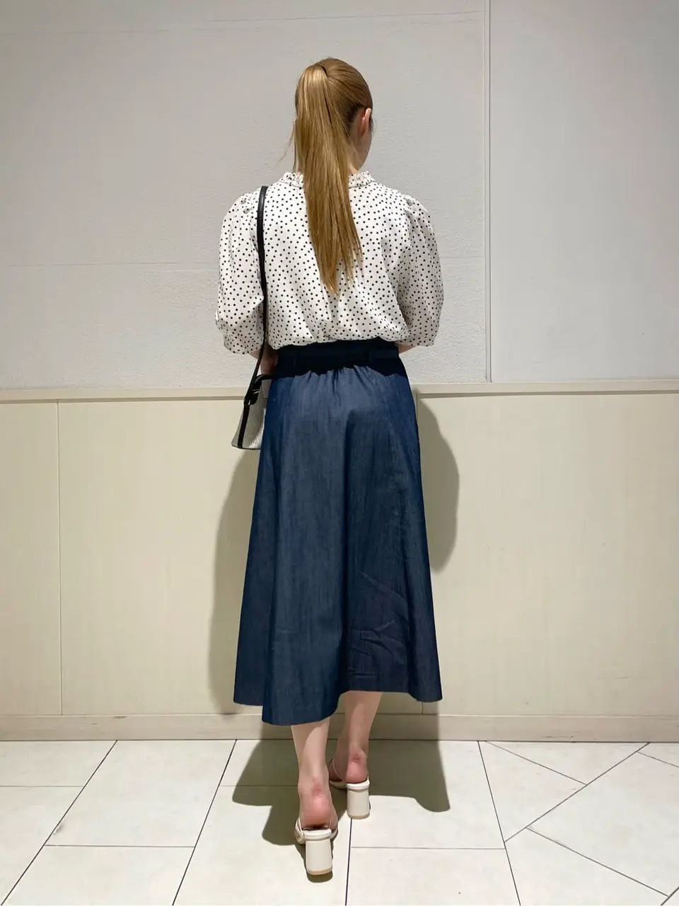 ANY SIS 土居 コーディネート画像