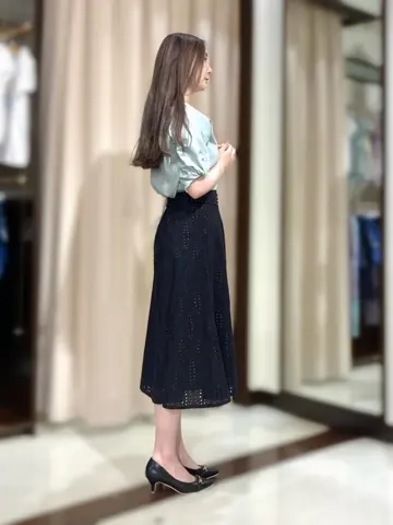 ANY SIS STAFF コーディネート画像