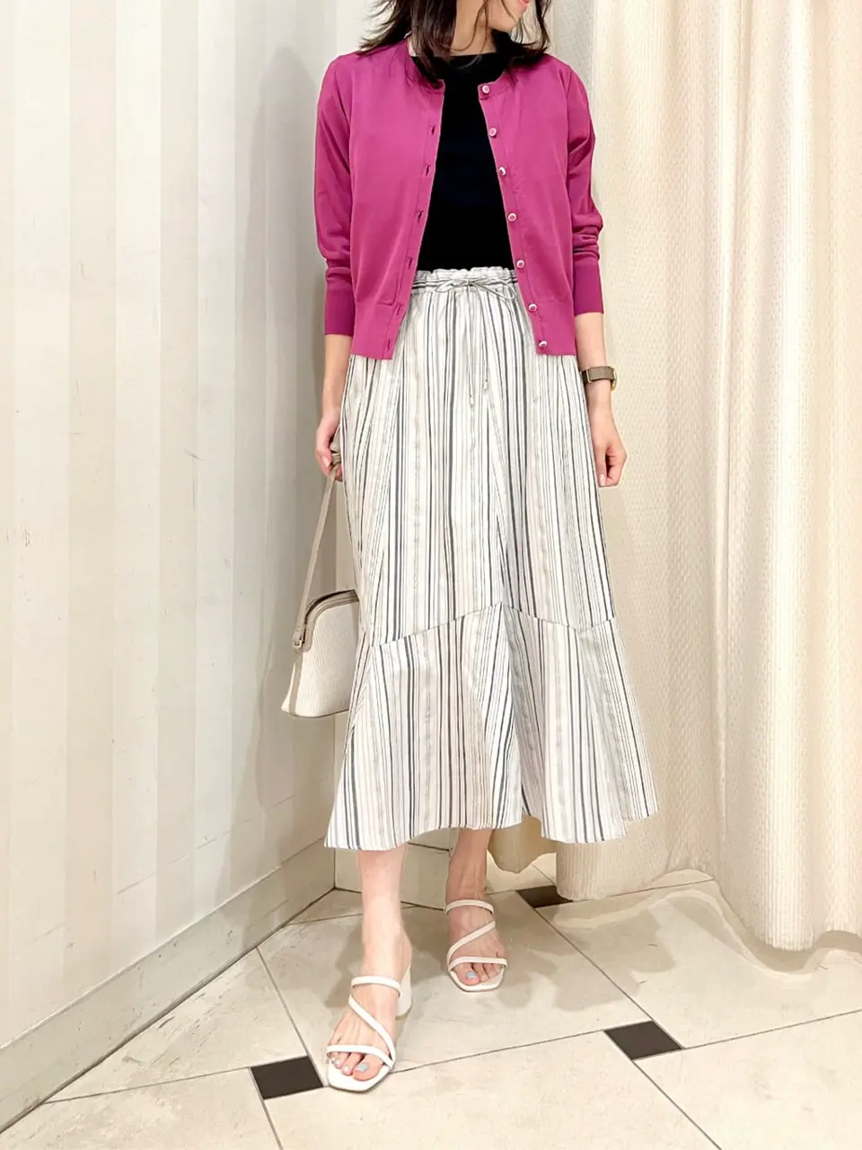 ANY SIS 金井 コーディネート画像