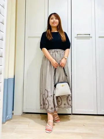 ANY SIS スタッフ コーディネート画像