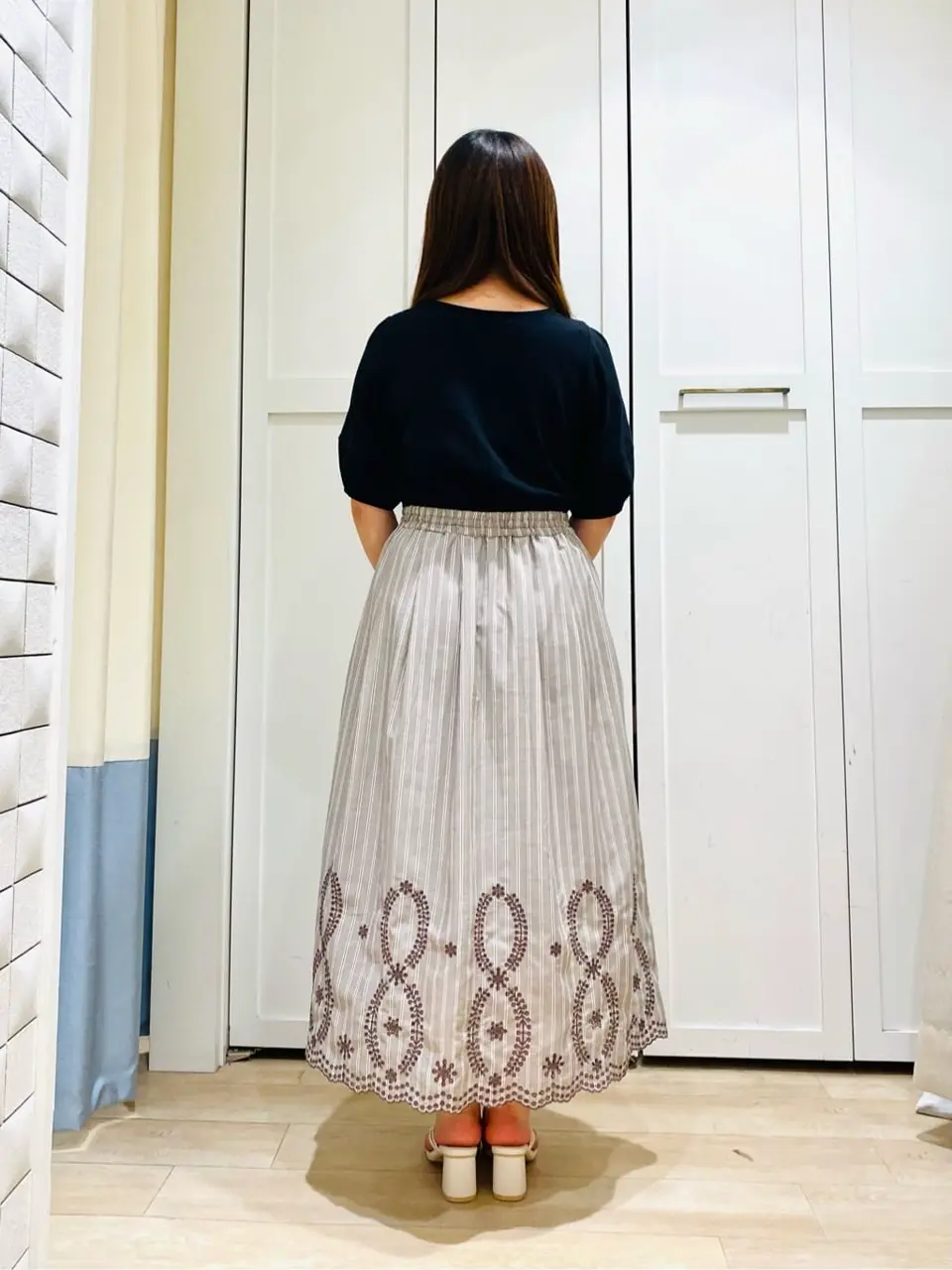 ANY SIS スタッフ コーディネート画像