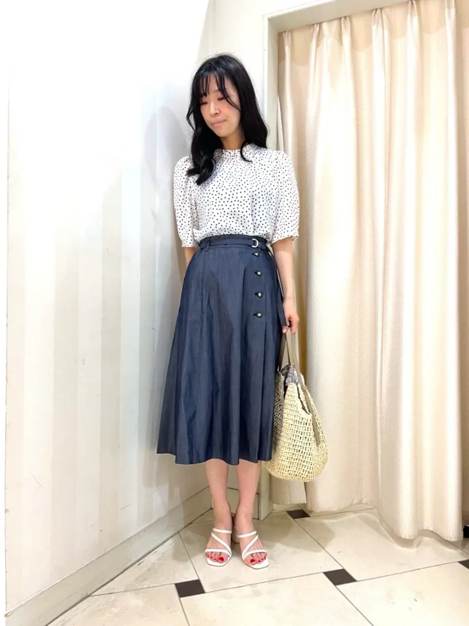 ANY SIS スタッフ コーディネート画像