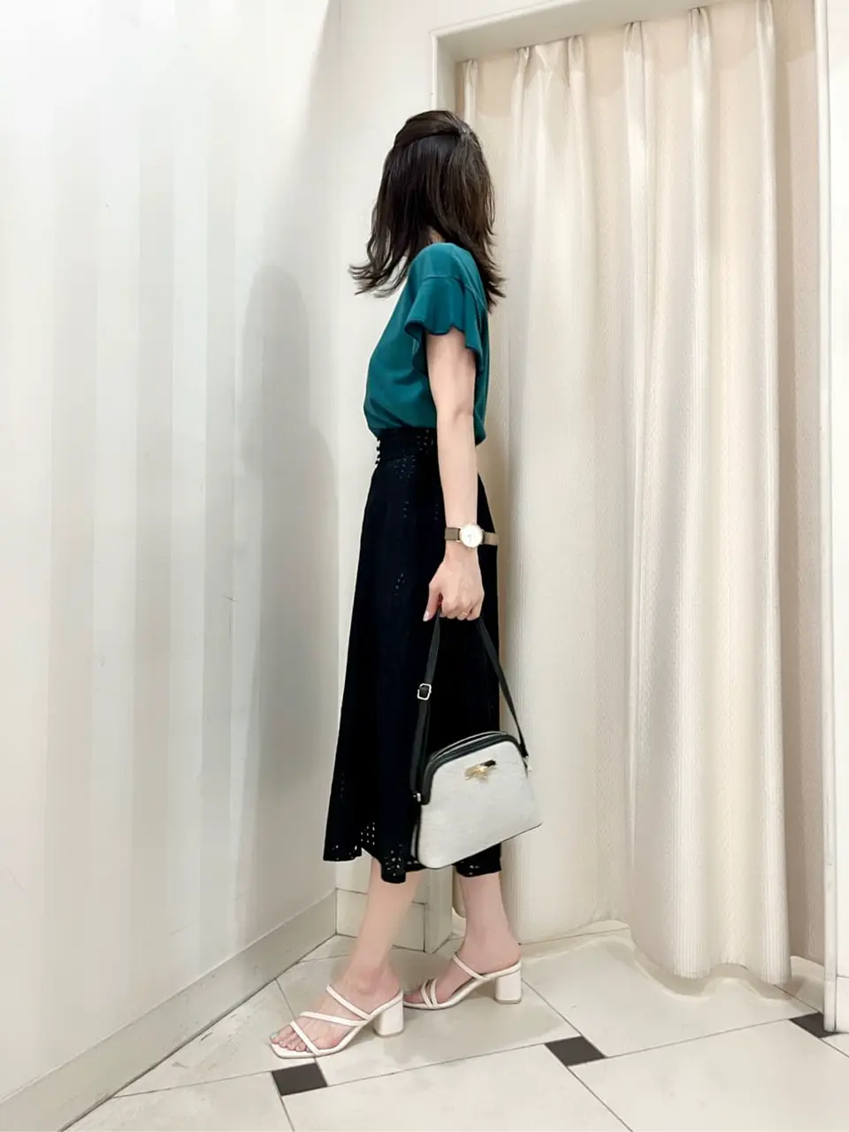 ANY SIS 金井 コーディネート画像