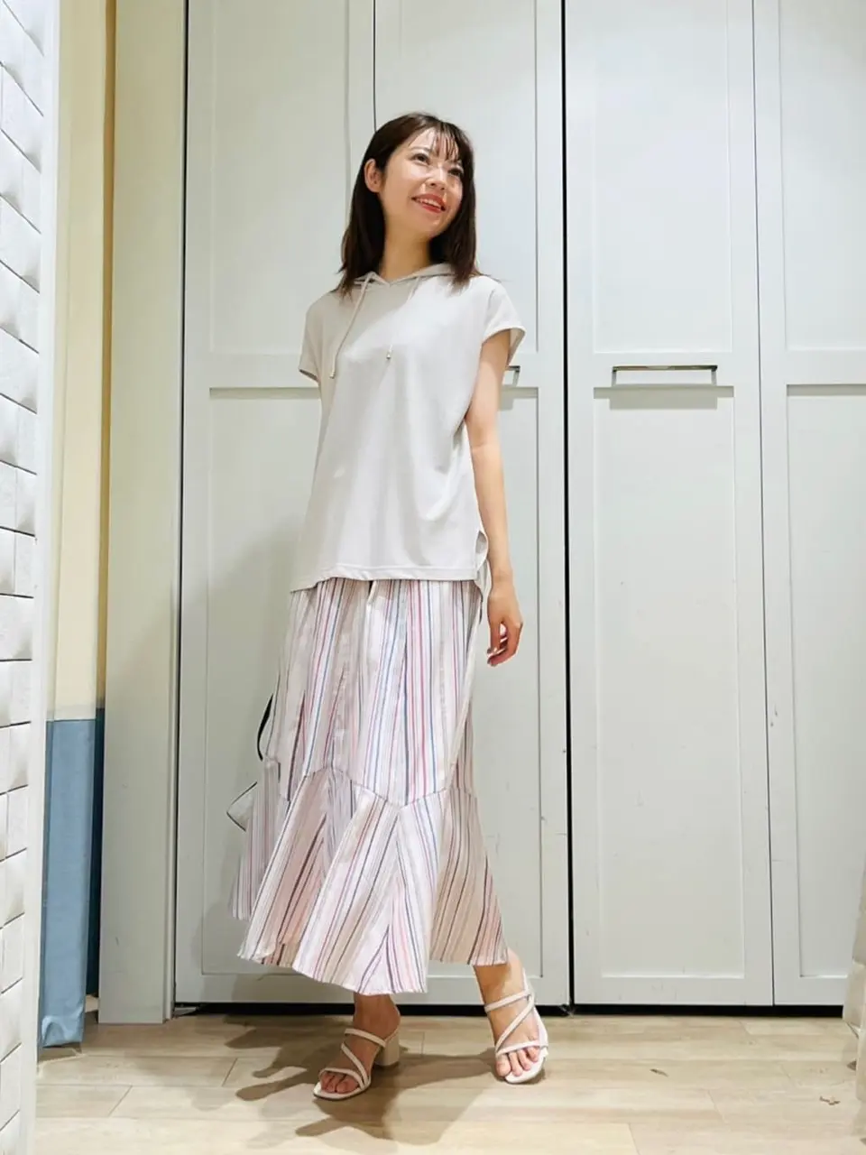 ANY SIS スタッフ コーディネート画像