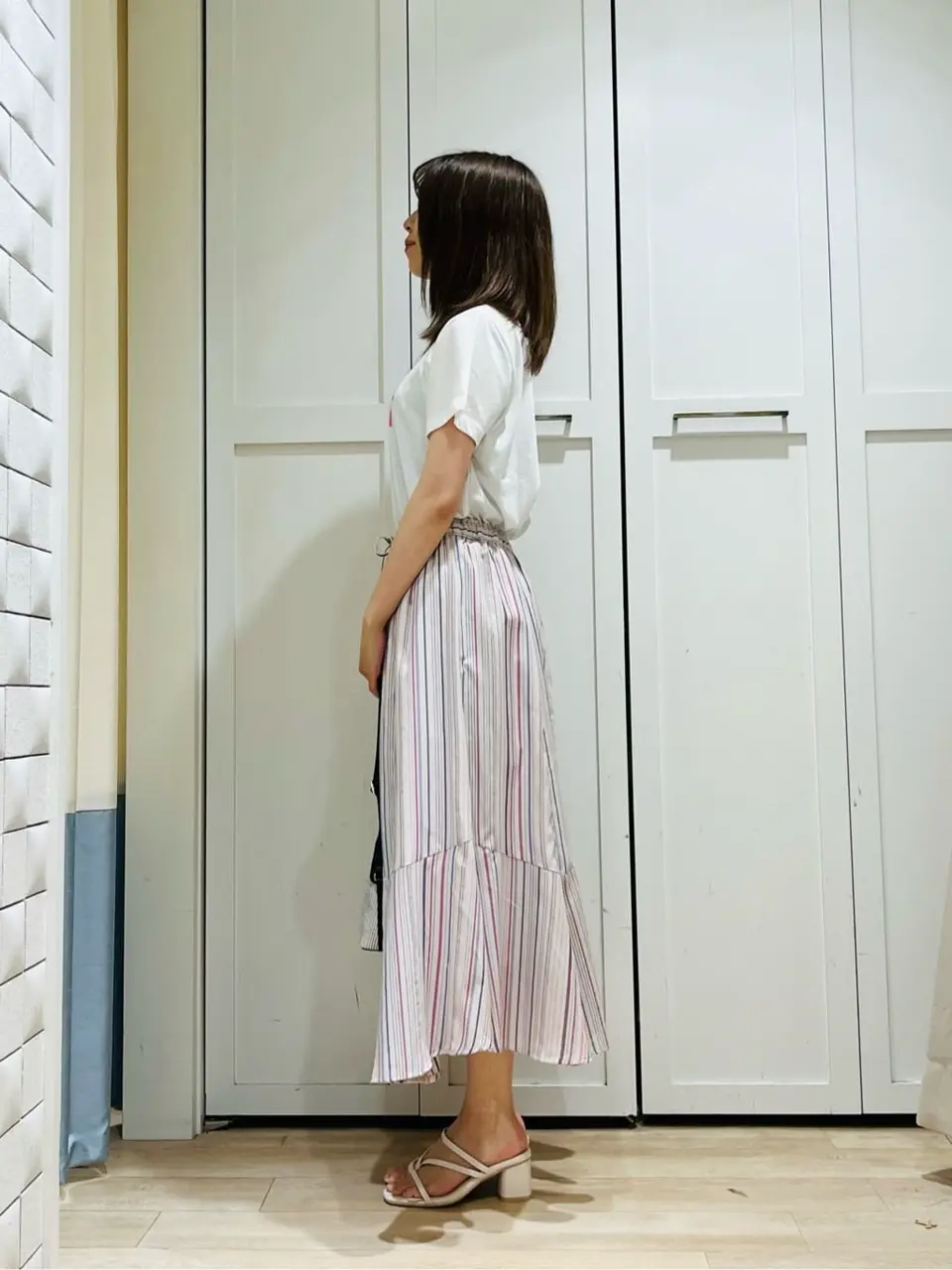 ANY SIS スタッフ コーディネート画像