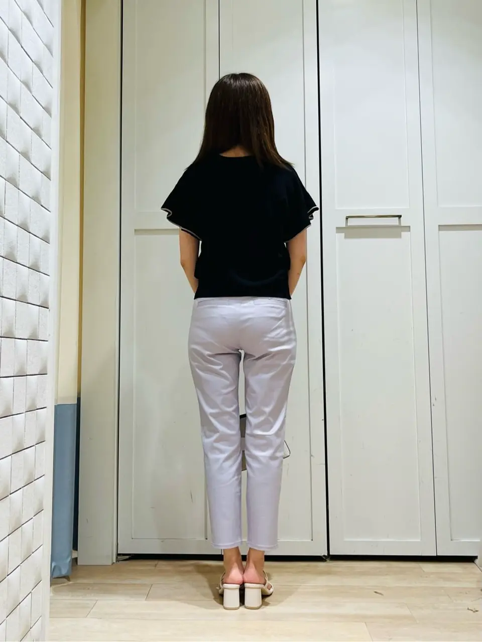 ANY SIS スタッフ コーディネート画像