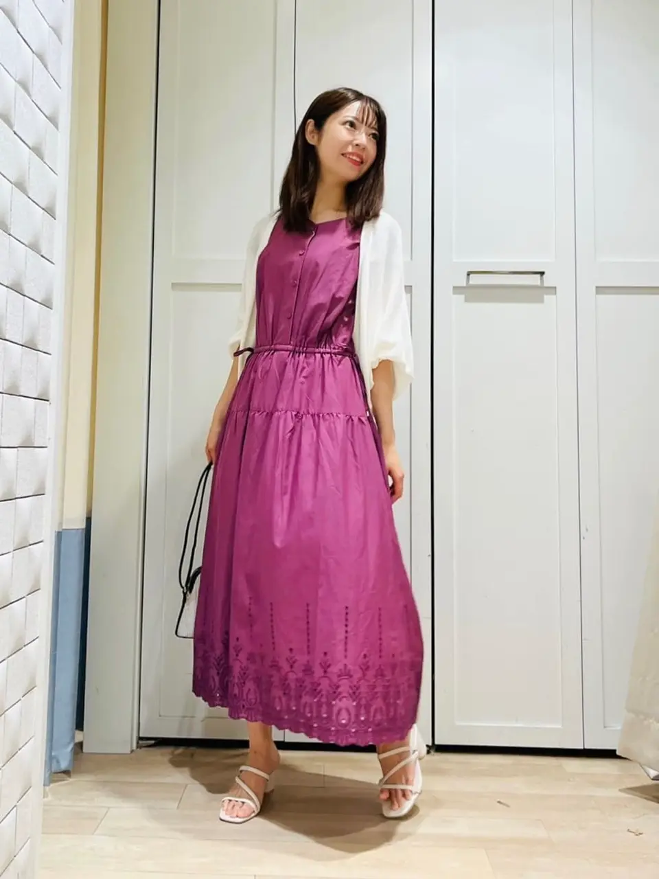 ANY SIS スタッフ コーディネート画像