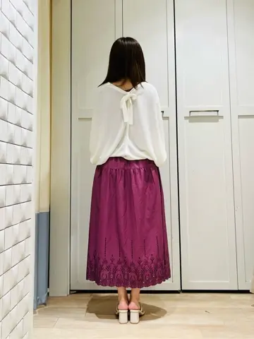 ANY SIS スタッフ コーディネート画像