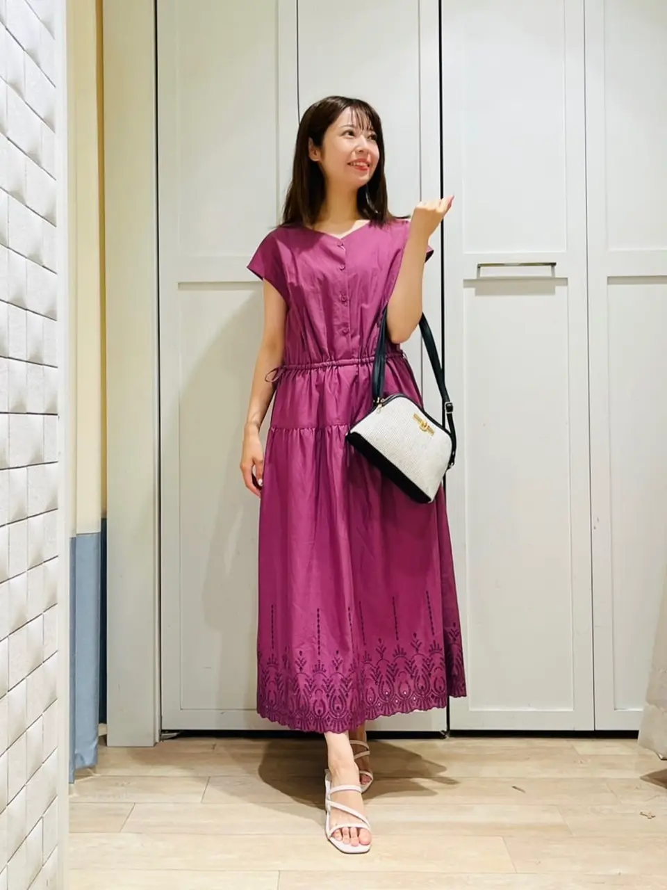 ANY SIS スタッフ コーディネート画像