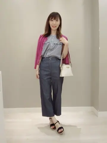 ANY SIS スタッフ コーディネート画像