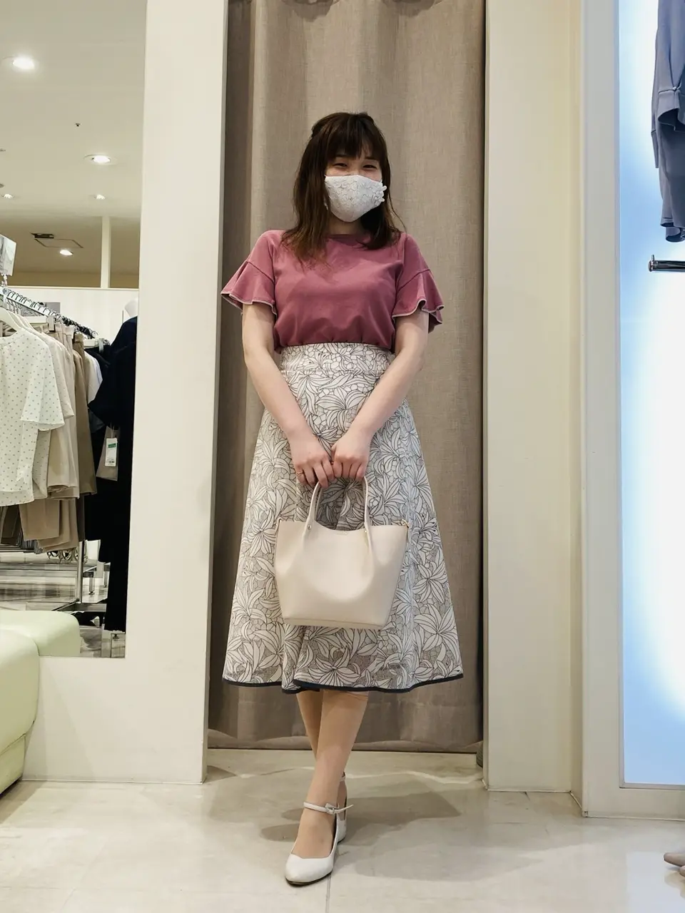 ANY SIS 川根　彩 コーディネート画像