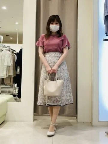 ANY SIS 川根　彩 コーディネート画像