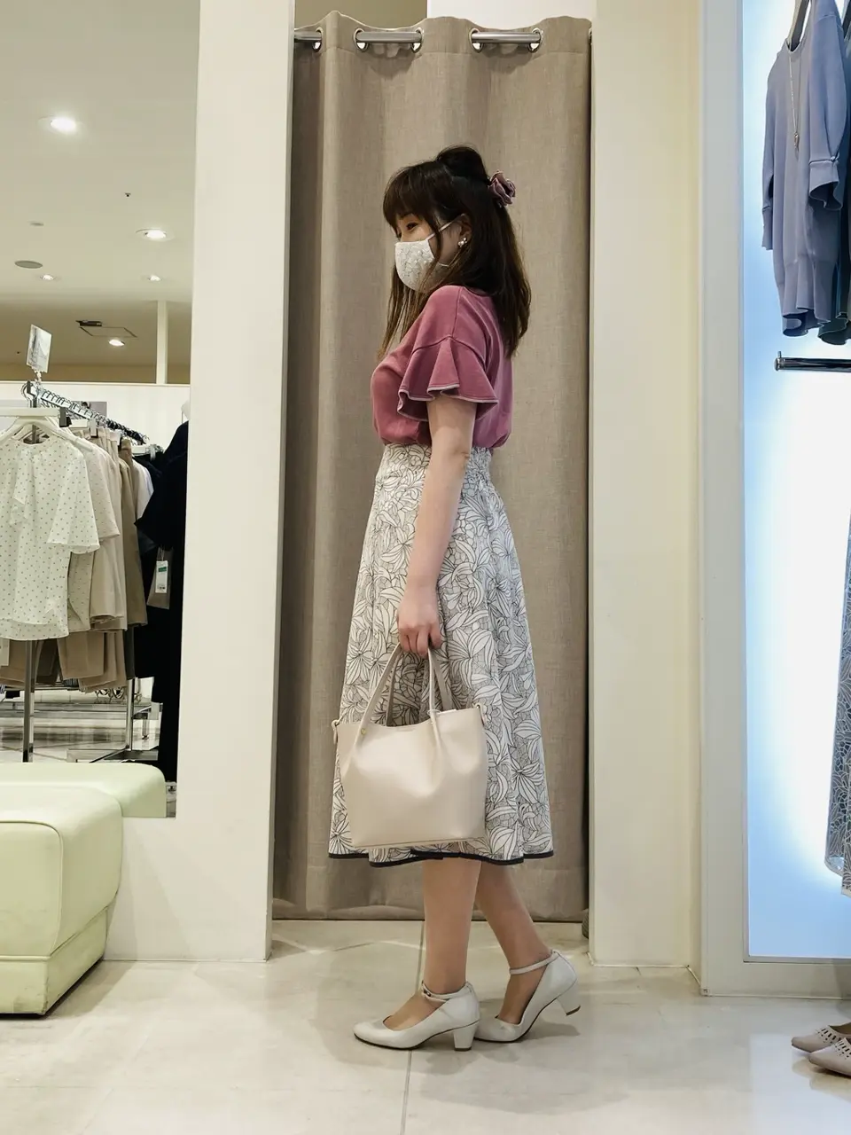 ANY SIS 川根　彩 コーディネート画像