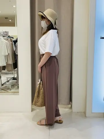 ANY SIS 川根　彩 コーディネート画像