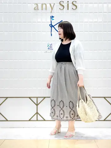 ANY SIS 西田 コーディネート画像