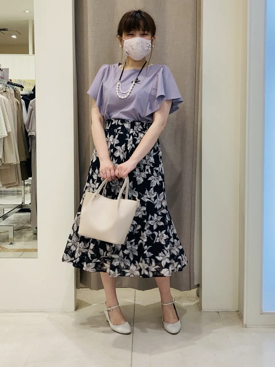 ANY SIS 川根　彩 コーディネート画像