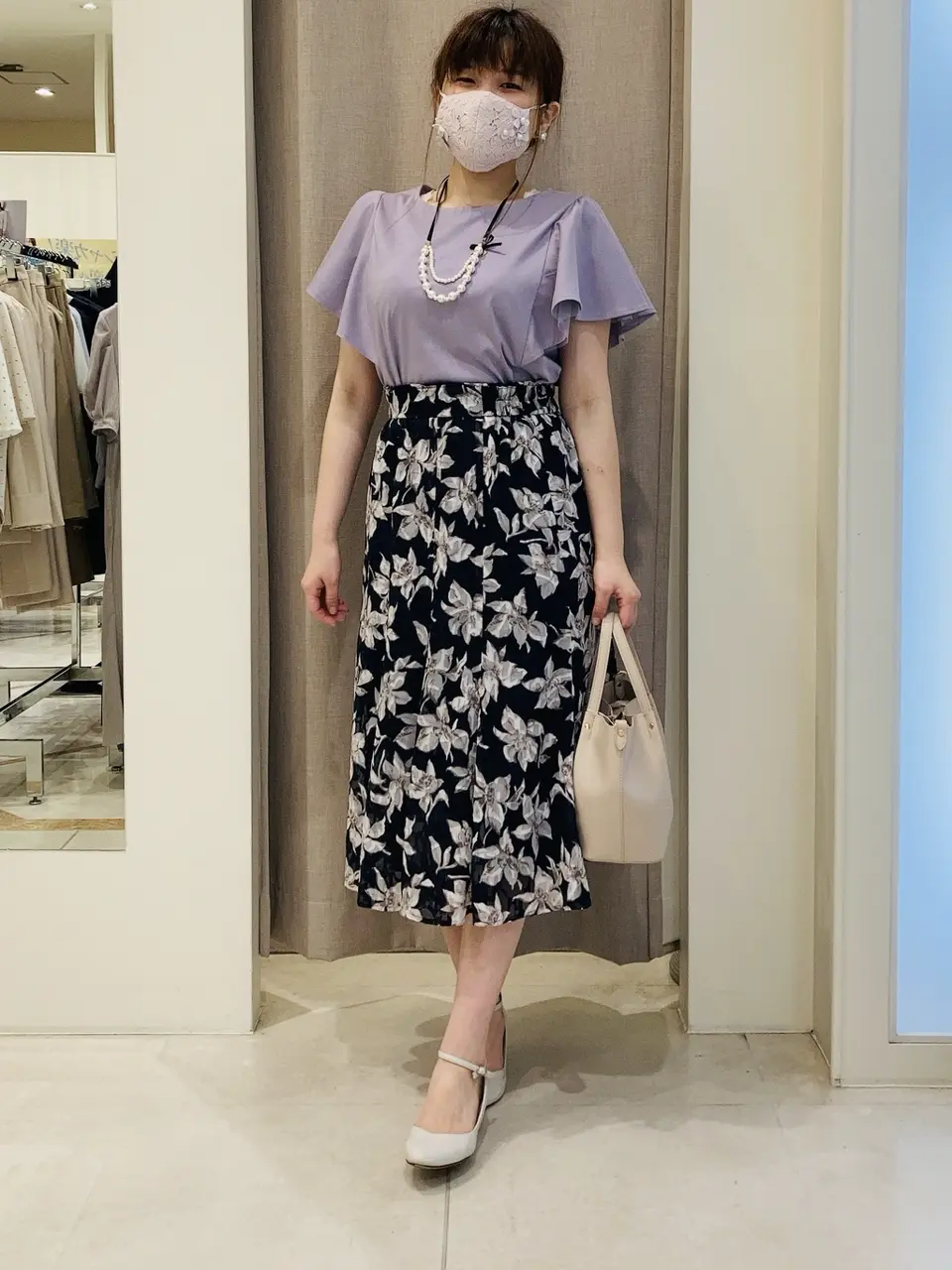 ANY SIS 川根　彩 コーディネート画像