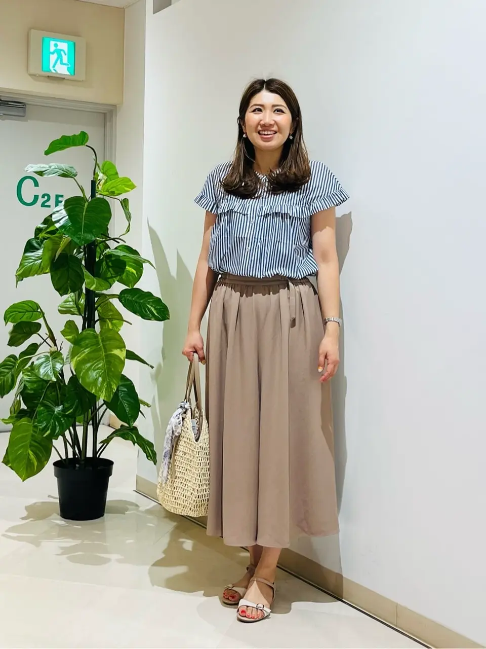 ANY SIS 石川 コーディネート画像