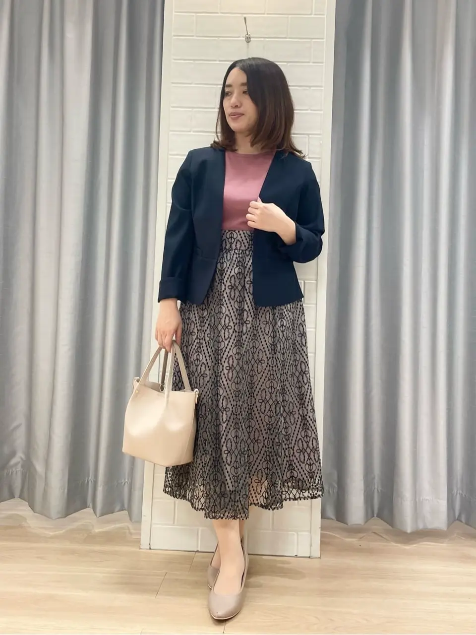 ANY SIS 丸岡 コーディネート画像