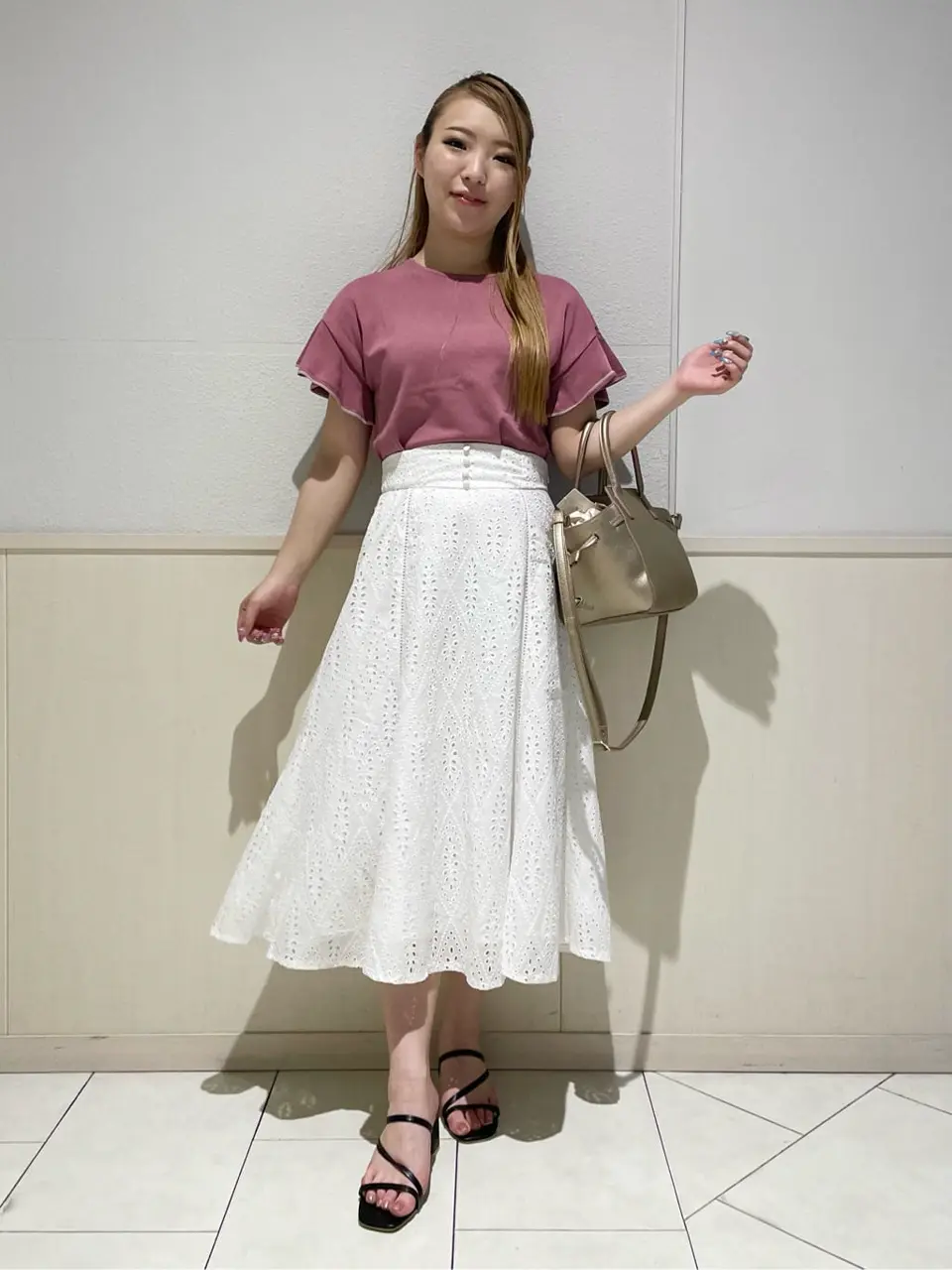 ANY SIS 土居 コーディネート画像