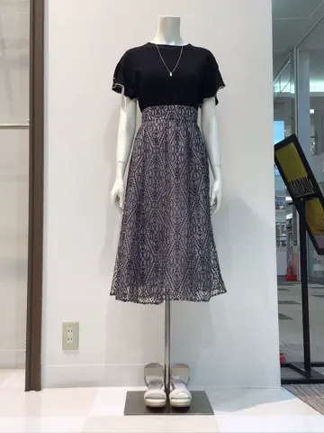 ANY SIS 布川 コーディネート画像