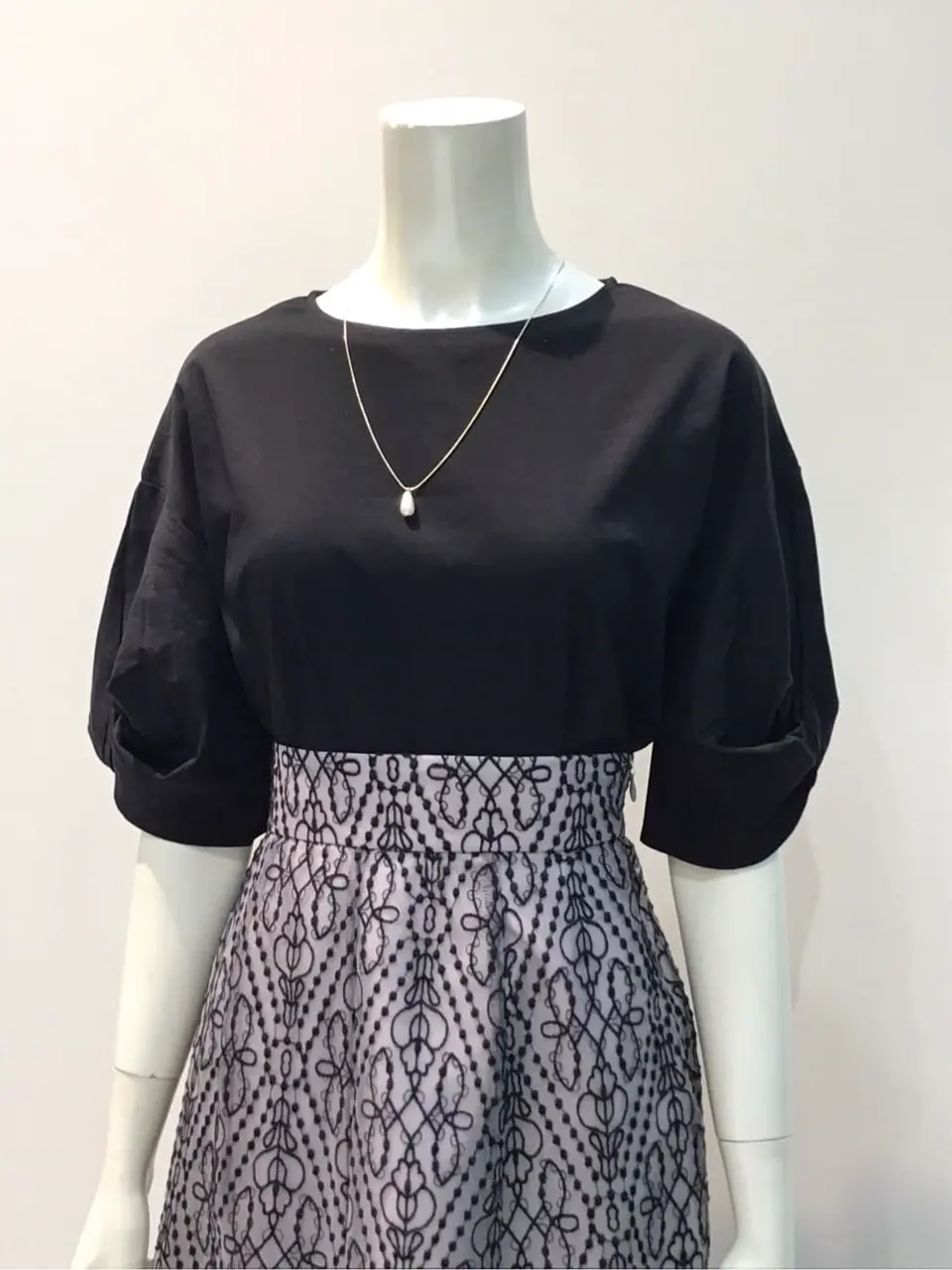 ANY SIS 布川 コーディネート画像