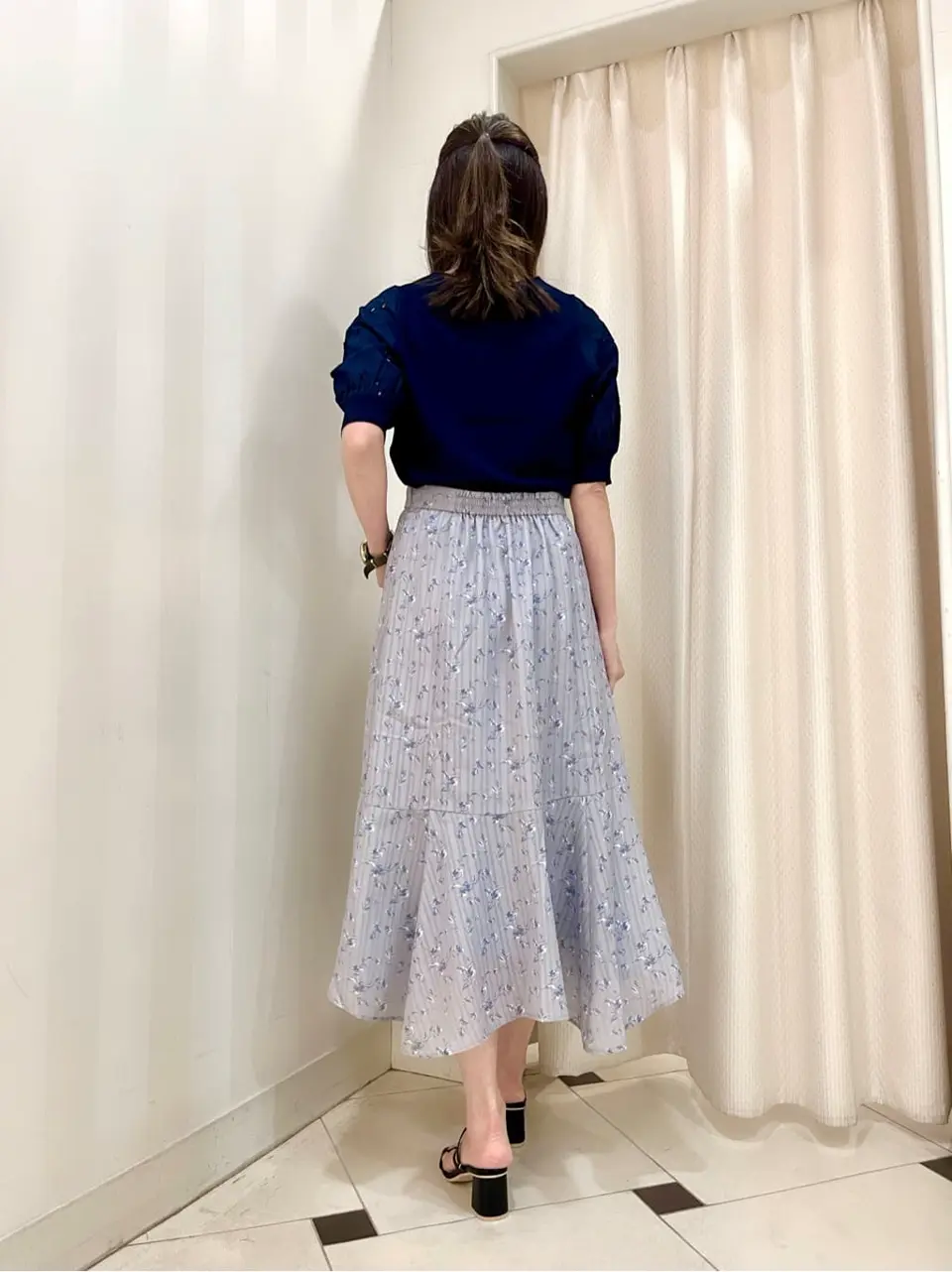 ANY SIS 金井 コーディネート画像