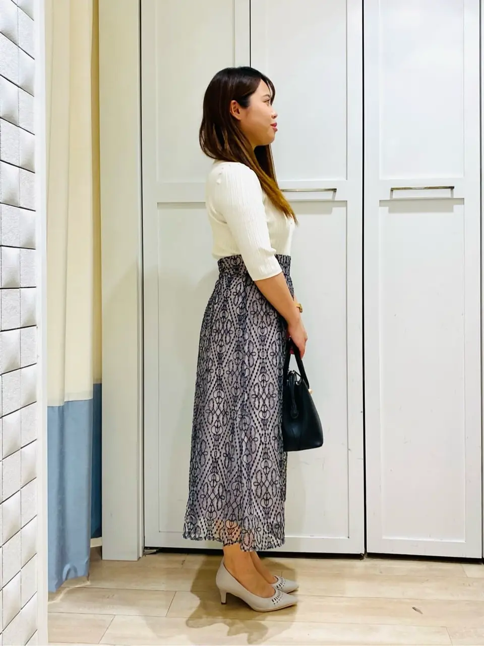 ANY SIS スタッフ コーディネート画像